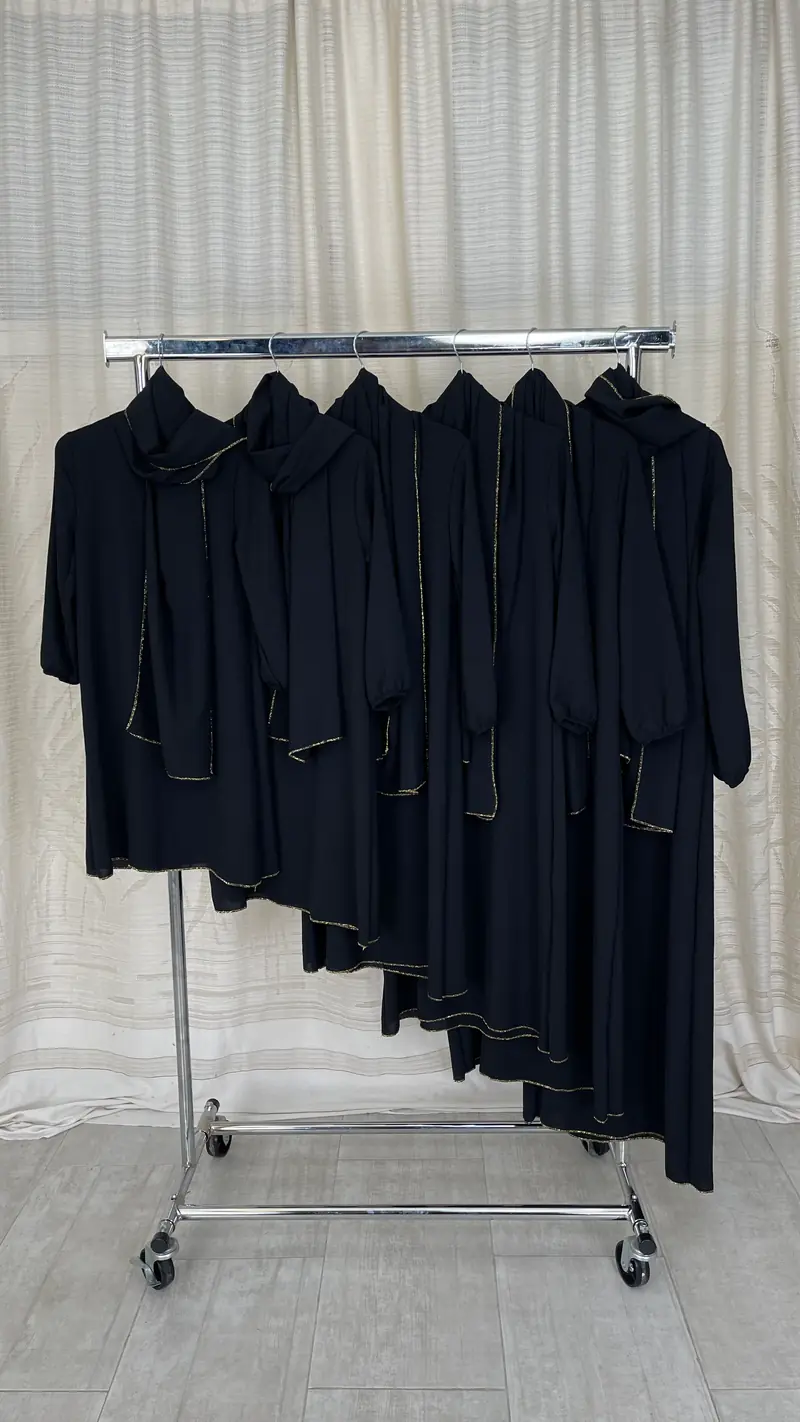 Baby Abaya con hijab cucito jazz nero