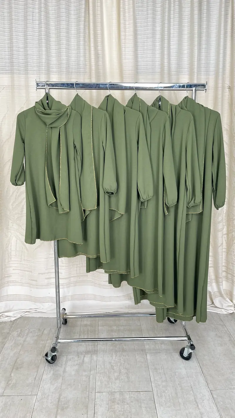 Baby Abaya con hijab cucito jazz verde militare