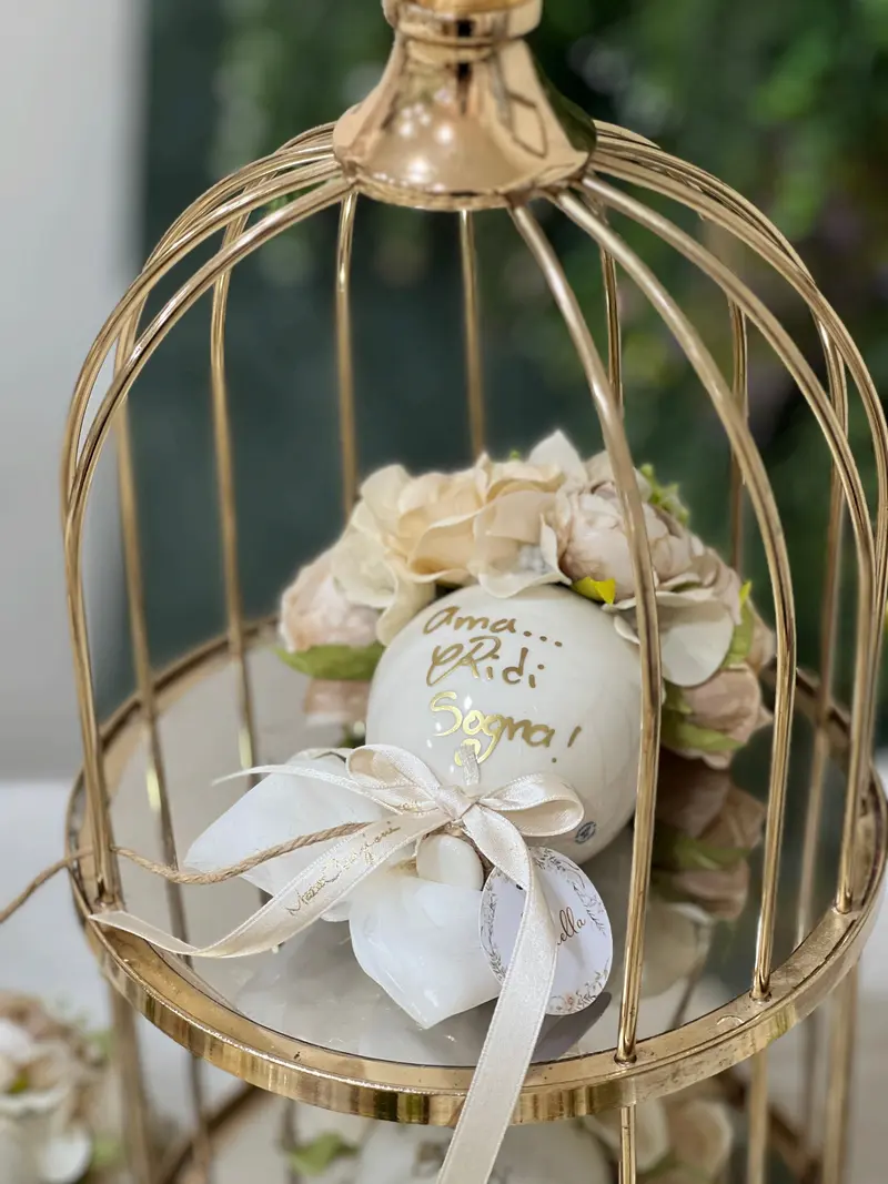 Balloon in Ceramica con Fiori e Scritta Dorata, Bomboniera – Mata Creazioni