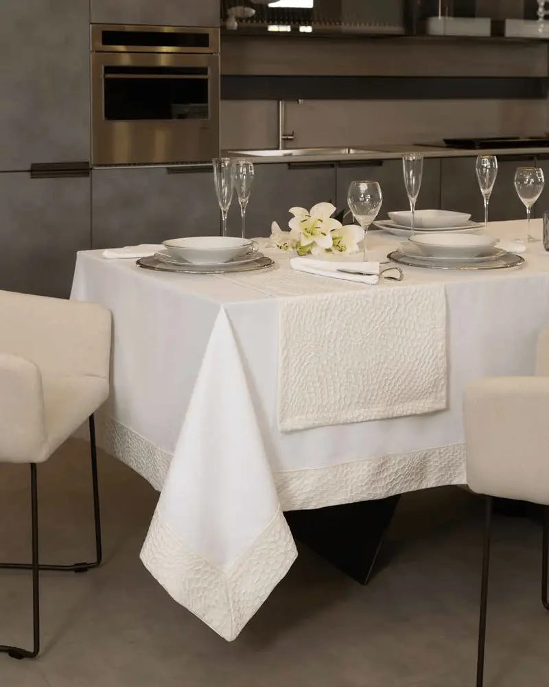 Battaglia Set Tovaglia con Runner x12 Bao