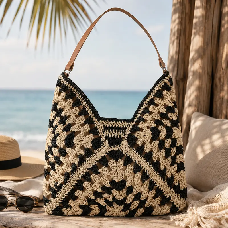 Borsa Mare Donna Crochet Beige e Nero Admas Art. 19930 in Cellulosa con Fodera Interna e Manico 37x36 cm