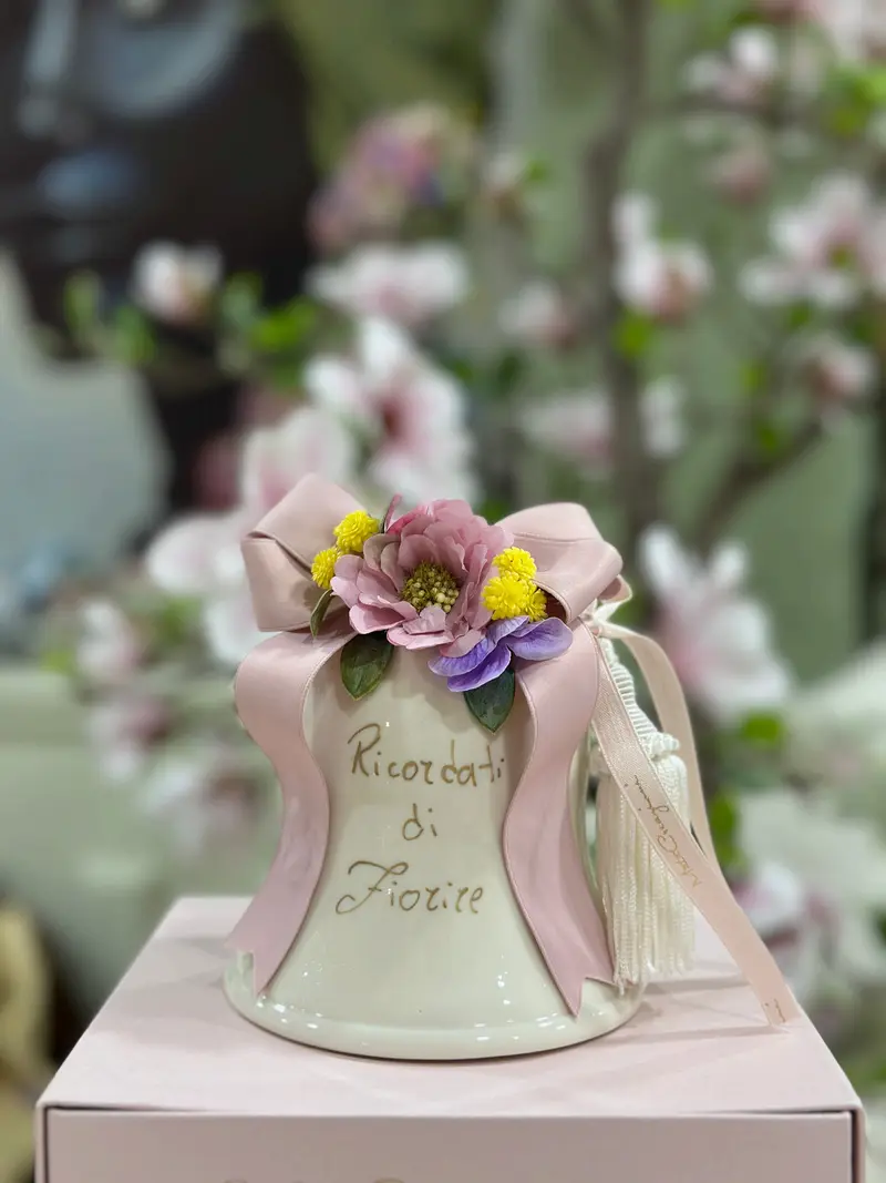Campanaccio Decorativo in Ceramica con Fiori – Mata Creazioni