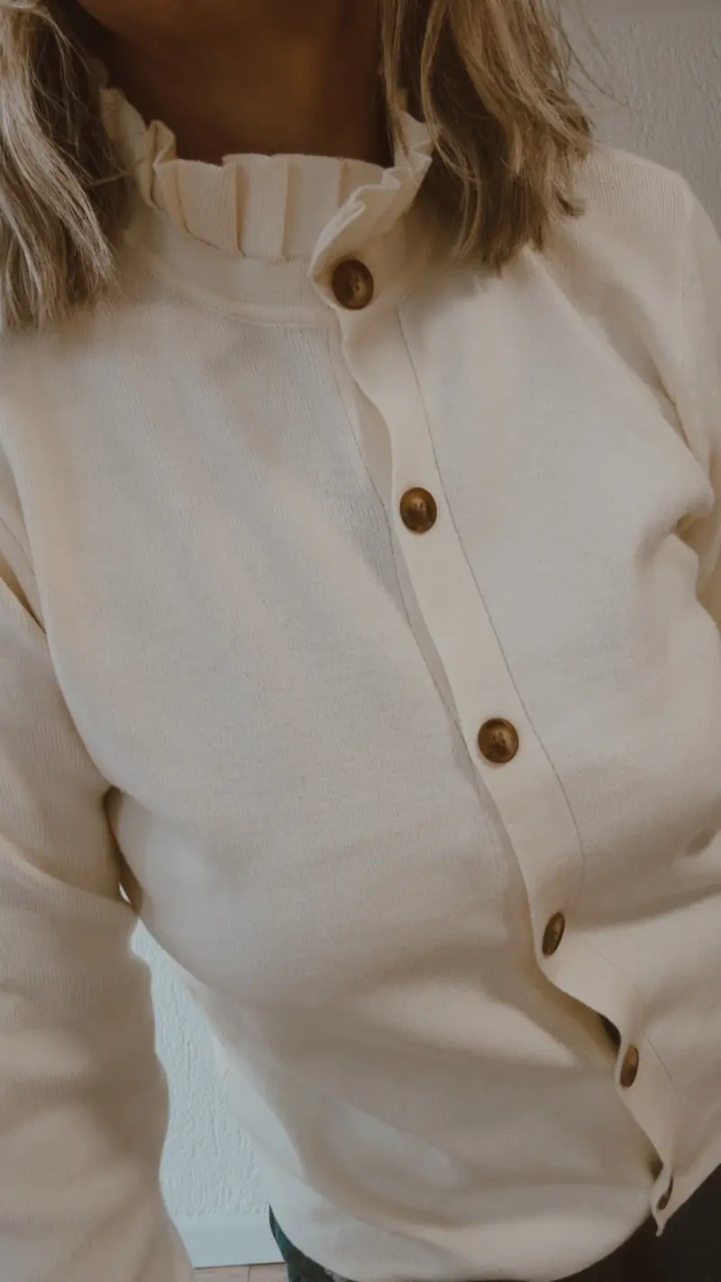 Cardigan Betty milk