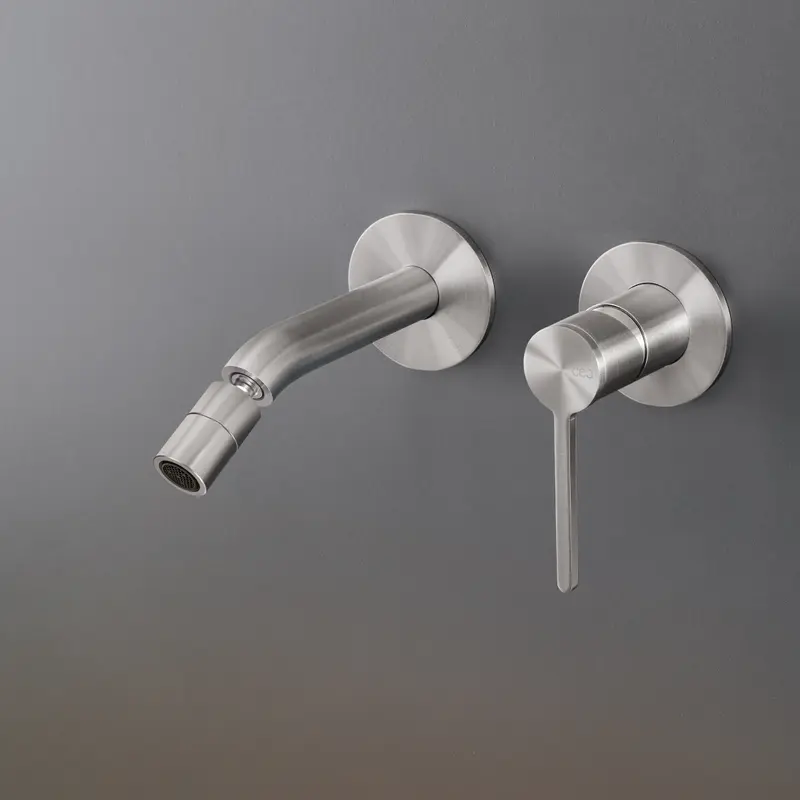 Cea Design Innovo rubinetto bidet a parete 2 fori bocca 165mm INV23 + UCS09