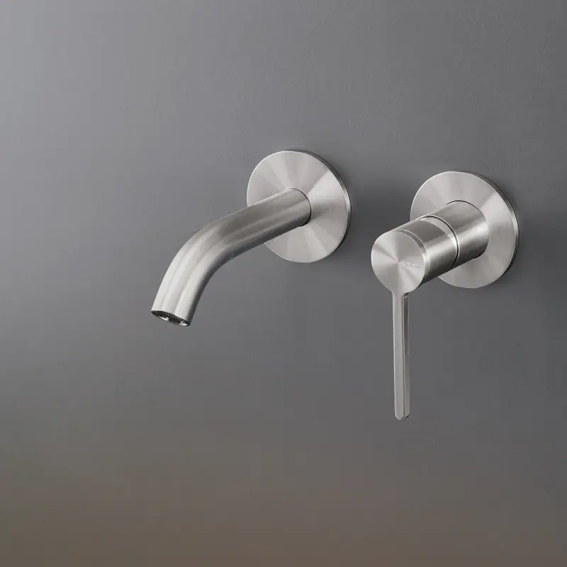 Cea Design Innovo rubinetto lavabo a parete 2 fori bocca 125mm INV20 + UCS09