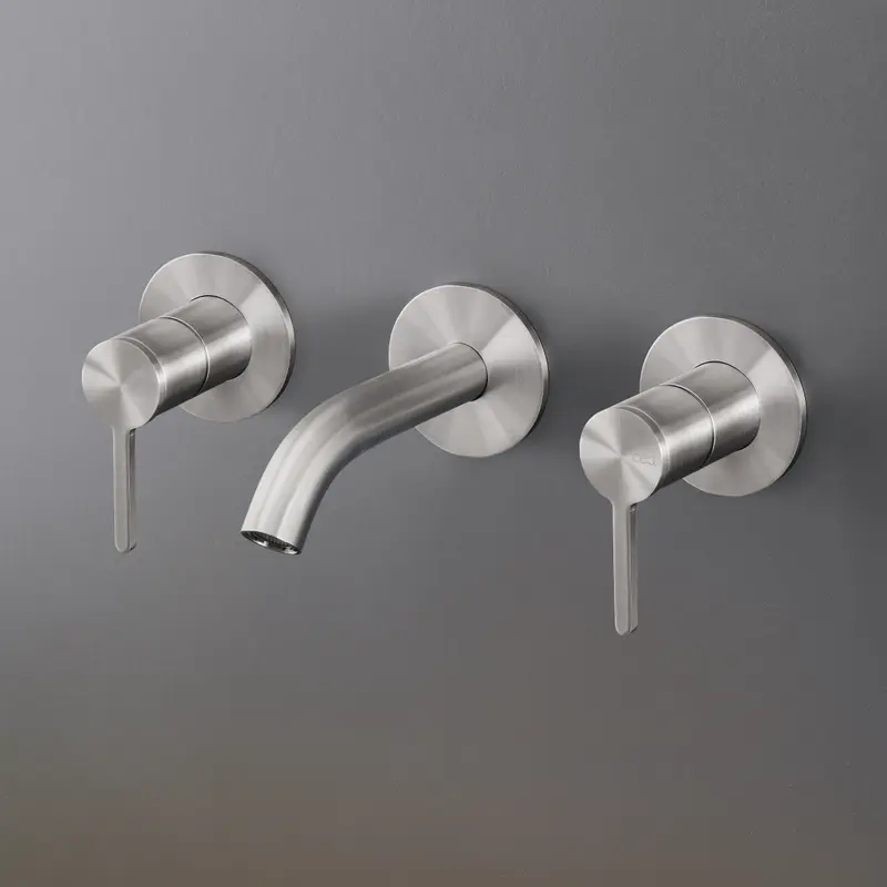 Cea Design Innovo rubinetto lavabo a parete 3 fori bocca 125mm INV30 + UCS10