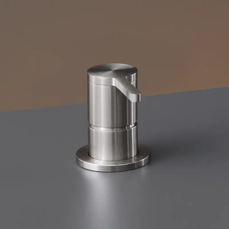 Cea Design Innovo rubinetto lavabo acqua calda INV101