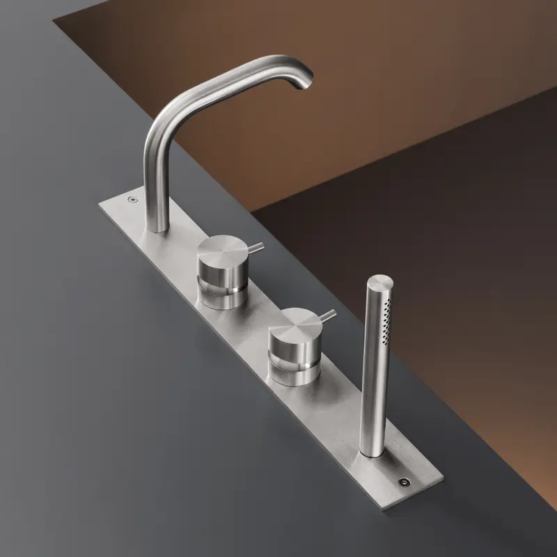 Cea Design Milo360 rubinetti vasca da bagno con bocca di erogazione e doccetta MIL88 + BOX11