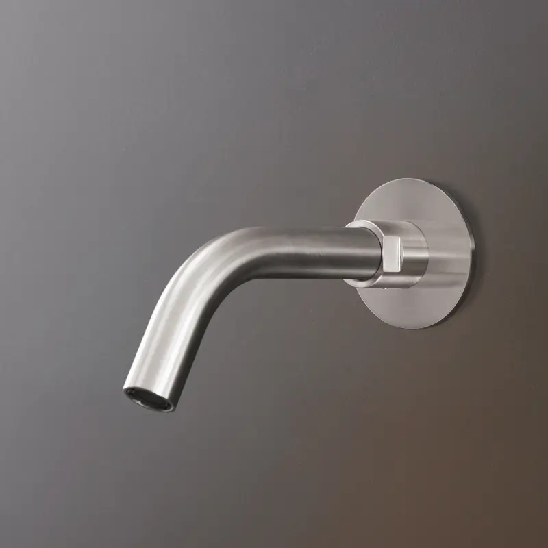 Cea Design Neutra bocca lavabo a parete 175mm NEU20