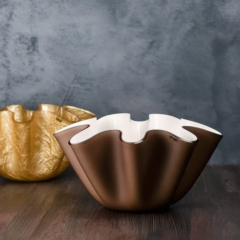Centrotavola Vesta – eleganza sinuosa per la tua tavola