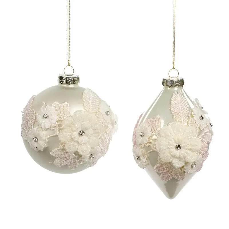 Decorazione Natalizia in Vetro Crema con Fiori in Pizzo 3D, Sfera o Goccia – Goodwill, 10cm