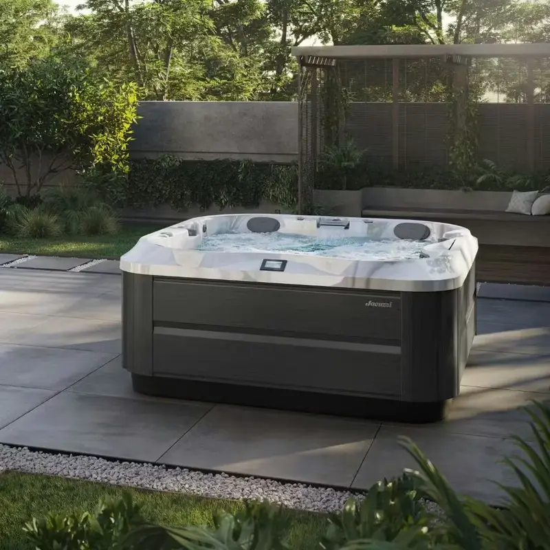 Jacuzzi J332 minipiscina spa 214x214