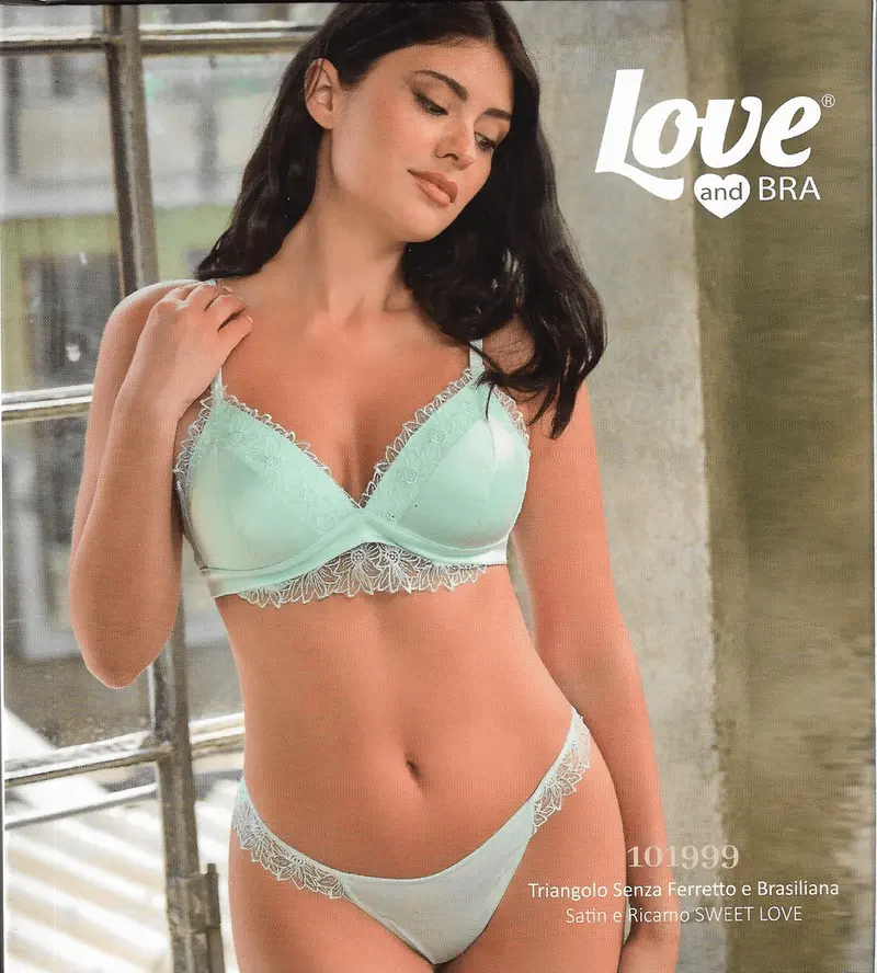 Love And Bra Completino Triangolo Senza Ferretto e Brasiliana 101999