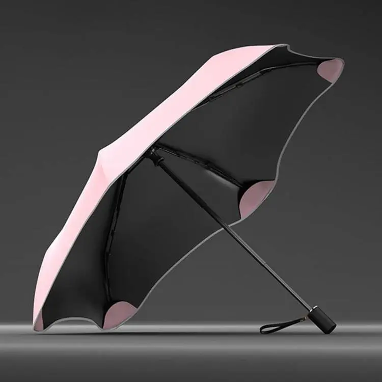 Ombrello pieghevole OLYCAT a tre sezioni con rivestimento nero, manuale, ideale per sole e pioggia.