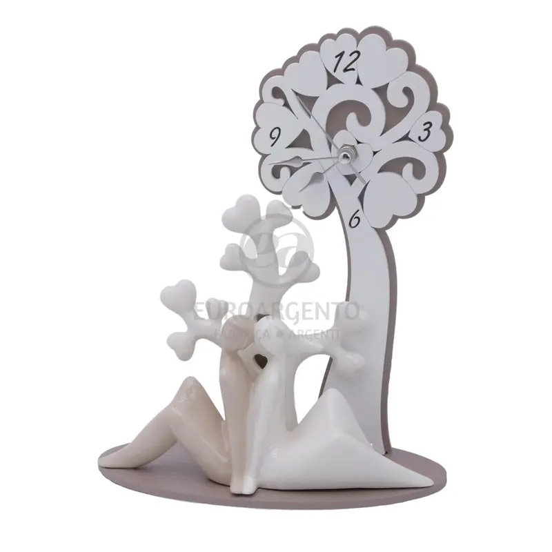 Orologio albero della vita con innamorati