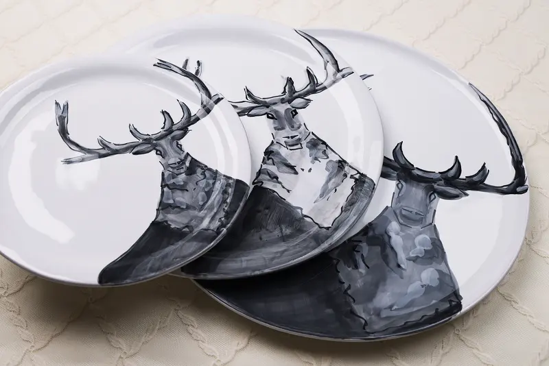 Piatto di presentazione Cervo in ceramica