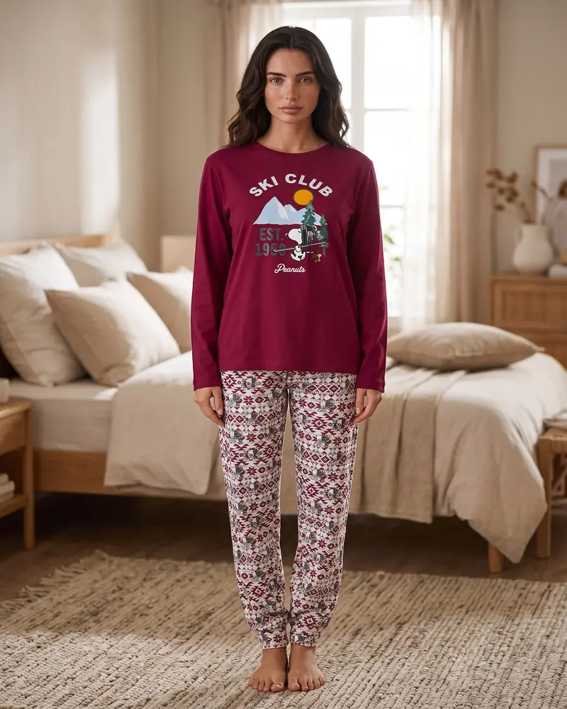 Pigiama donna invernale Peanuts Ski Club in cotone interlock ciliegia – Art. 64421