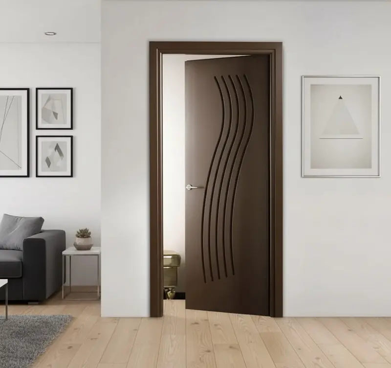 Porta Battente Legno Pantografata con Intagli