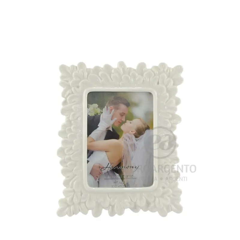 AD TREND Cornice Portafoto Multipla in MDF - 3 Foto, Cuore e Portacarte, 50.5cm