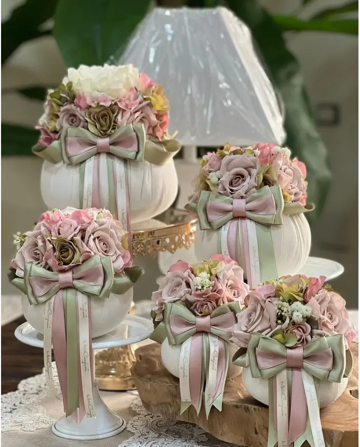 Pouf Très Jolie con Peonie e Rose – Mata Creazioni