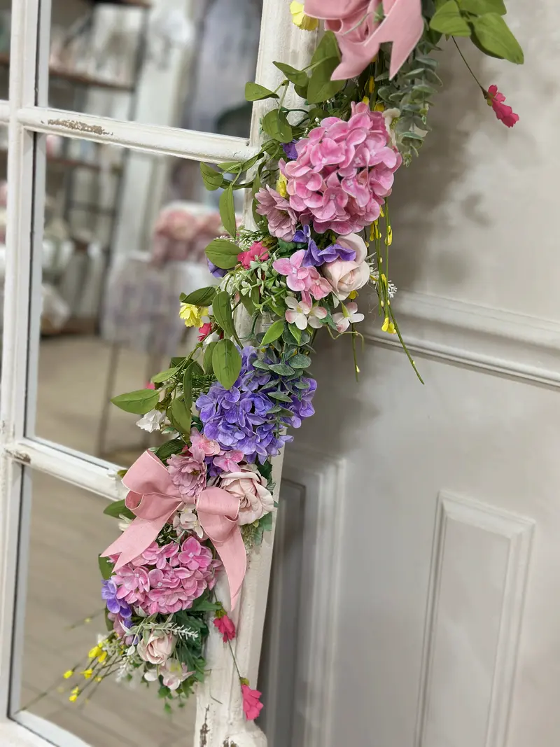Tralcio Verticale Sinuoso Floreale – Mata Creazioni, 150 cm