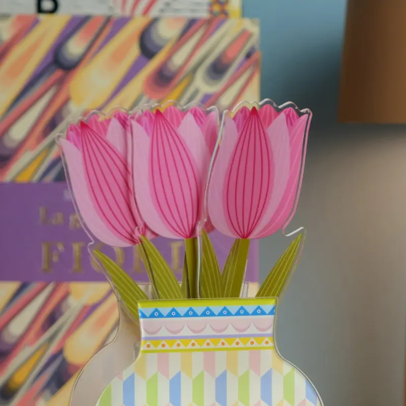 Tulipano  (Rosa o Giallo)Vesta Special Moment in Plexiglas – Fiore Decorativo con Dedica Made in Italy