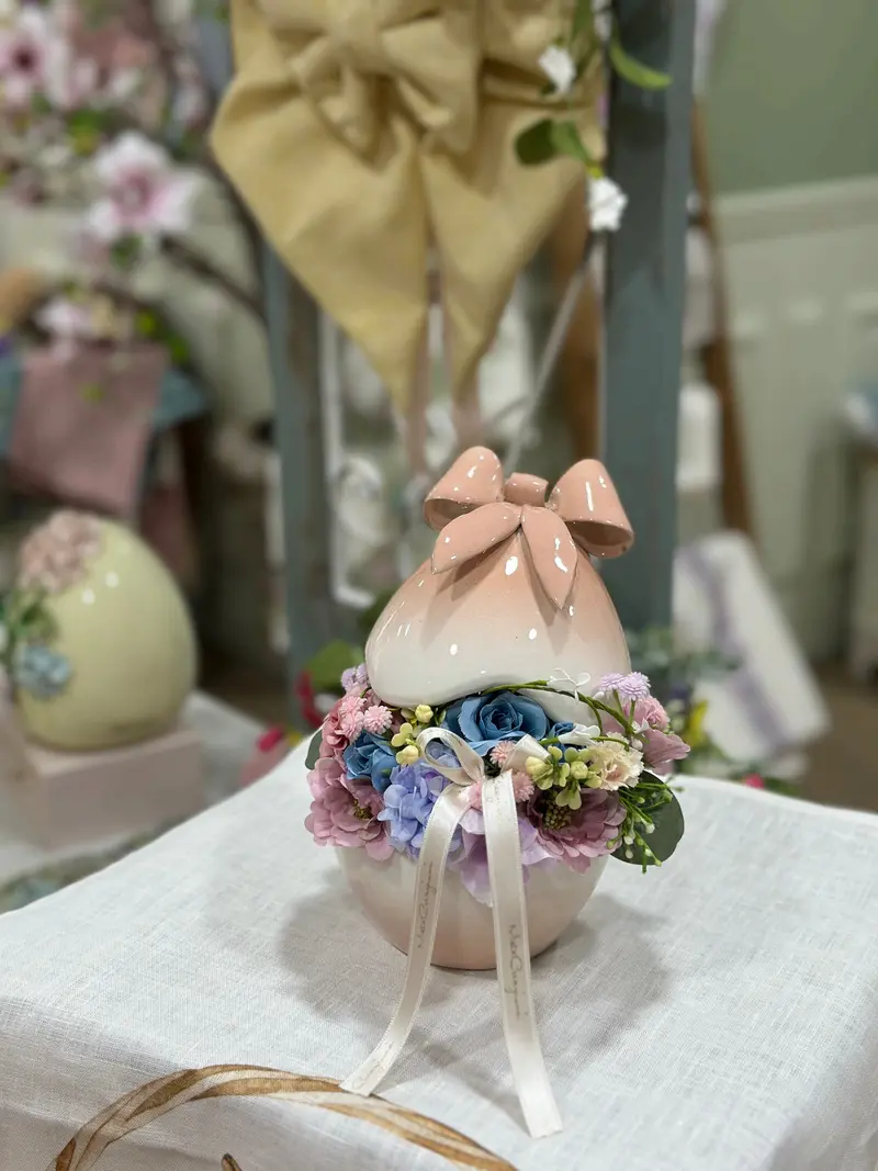 Uovo Schiuso in Ceramica con Coniglio – Mata Creazioni