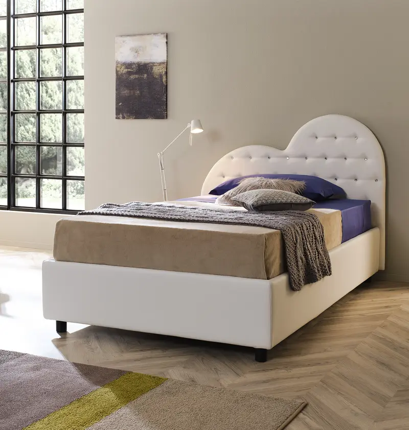Valentina, Letto a una piazza e mezza con testiera a cuore (136cm X 210cm X 106cm)